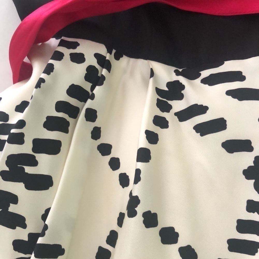 Lilly Pulitzer party dress with a pattern - Picture 2 of 10